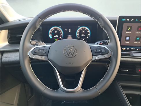 New 2025 Volkswagen Tiguan S AWD/4WD image 21