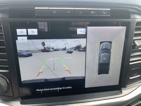 Used 2022 Ford F150 Lariat w/ Equipment Group 502A High image 3