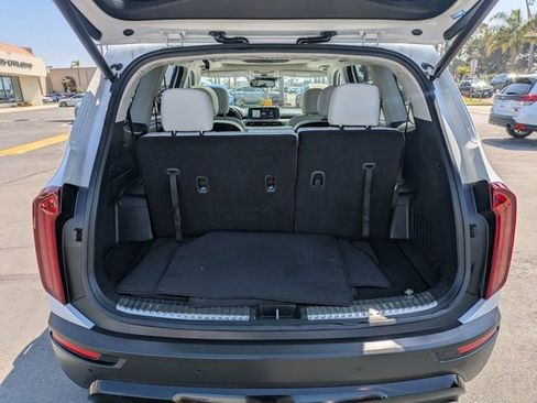 Used 2021 Kia Telluride SX w/ SX Prestige Package image 31