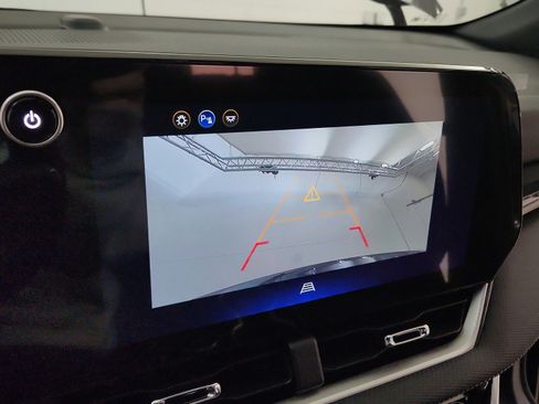 New 2026 Chevrolet Equinox LT image 21