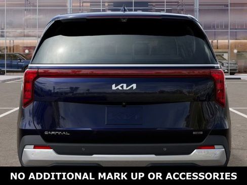 New 2026 Kia Carnival EX image 13