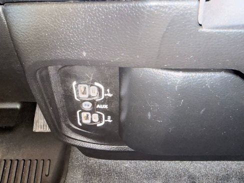 Used 2021 RAM 1500 Big Horn image 34