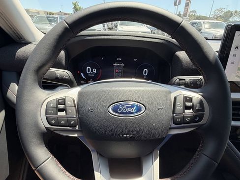 New 2026 Ford Explorer Active RWD image 29