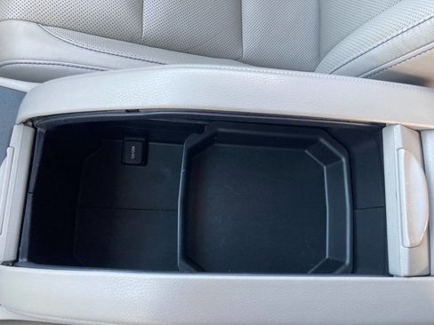 Used 2015 Toyota Highlander Limited AWD/4WD image 27