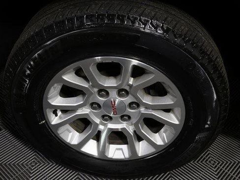 Used 2019 GMC Yukon SLT image 27