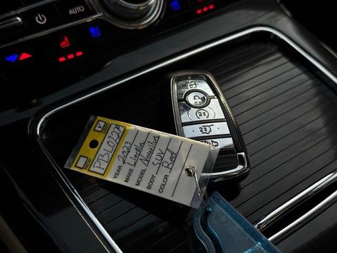 Certified 2023 Lincoln Nautilus Reserve w/ Luxury Package image 40