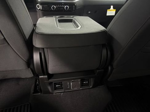 New 2026 GMC Sierra 2500 SLE w/ SLE Value Package; AWD/4WD image 14