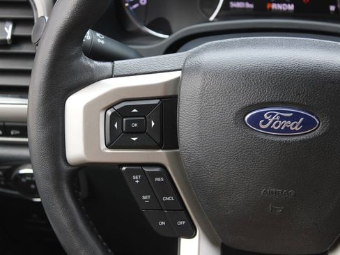 Certified 2022 Ford F250 Lariat w/ Tremor Off-Road Package image 16