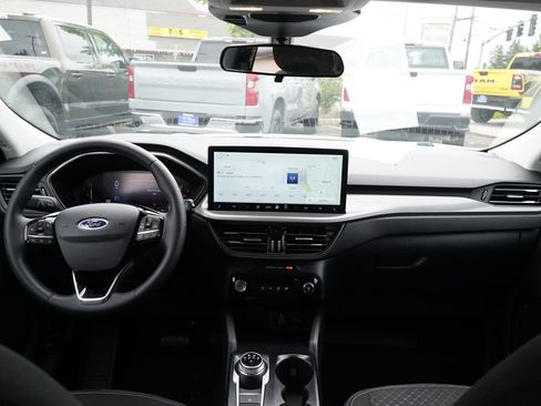 Used 2024 Ford Escape Active w/ Tech Pack #1 AWD/4WD image 11
