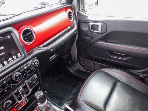 Used 2021 Jeep Gladiator Rubicon image 23