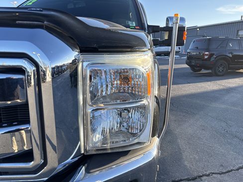 Used 2012 Ford F250 XLT w/ XLT Premium Pkg image 11