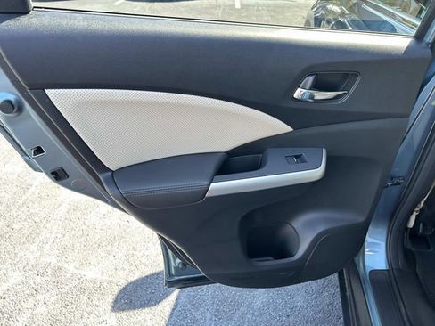 Used 2016 Honda CR-V Touring image 20
