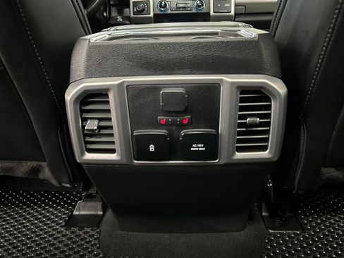 Certified 2021 Ford F250 Platinum w/ FX4 Off-Road Package AWD/4WD image 32