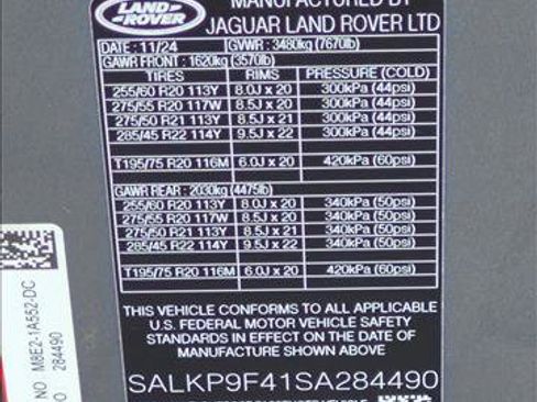 Certified 2025 Land Rover Range Rover SE AWD/4WD image 26