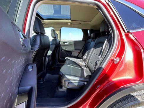 Used 2020 Ford Escape Titanium w/ Titanium Premium Package 2.0 image 20