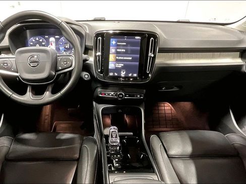 Used 2020 Volvo XC40 T5 Inscription w/ Protection Package Premier image 18
