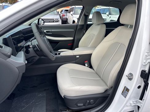 New 2026 Hyundai Sonata SEL image 4