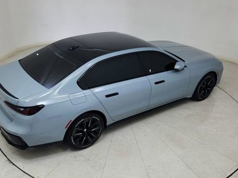 Used 2024 BMW 740i xDrive w/ Premium Package image 88