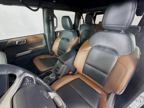 Used 2023 Ford Bronco Outer Banks AWD/4WD image 11