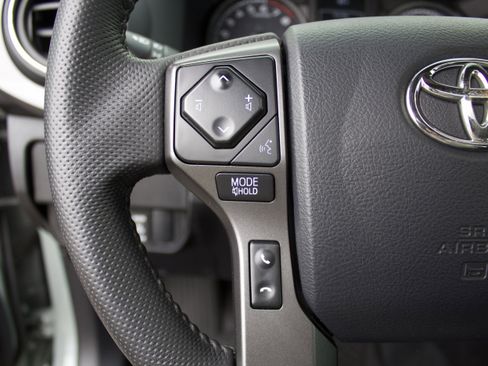 Used 2023 Toyota Tacoma TRD Off-Road w/ TRD Premium Off Road Package image 17