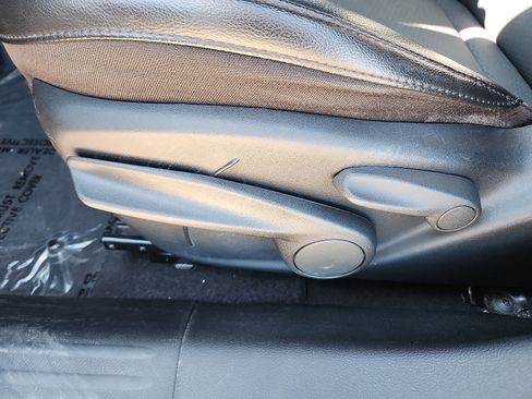 Used 2023 Jeep Compass Trailhawk image 12