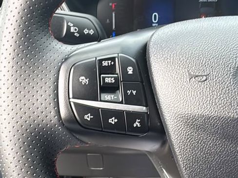 Certified 2023 Ford Escape ST-Line w/ Tech Pack #1 image 17