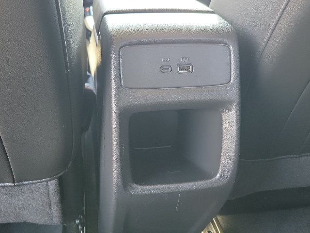 Used 2024 Chevrolet Trax LT FWD image 21