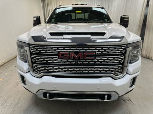 Used 2023 GMC Sierra 3500 Denali w/ Denali Ultimate Package image 8