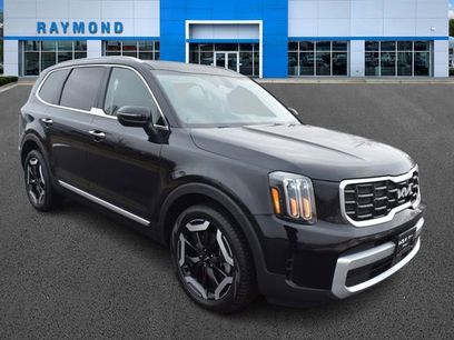 Certified 2024 Kia Telluride S w/ S Sunroof Package