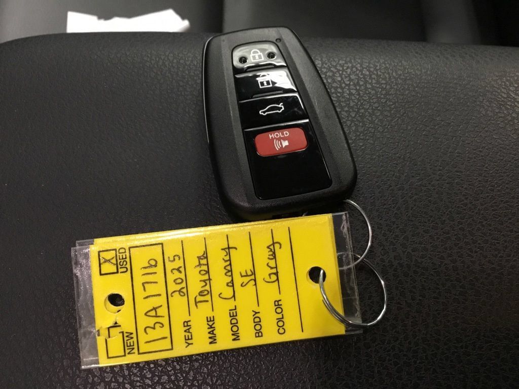 Used 2025 Toyota Camry SE FWD image 24