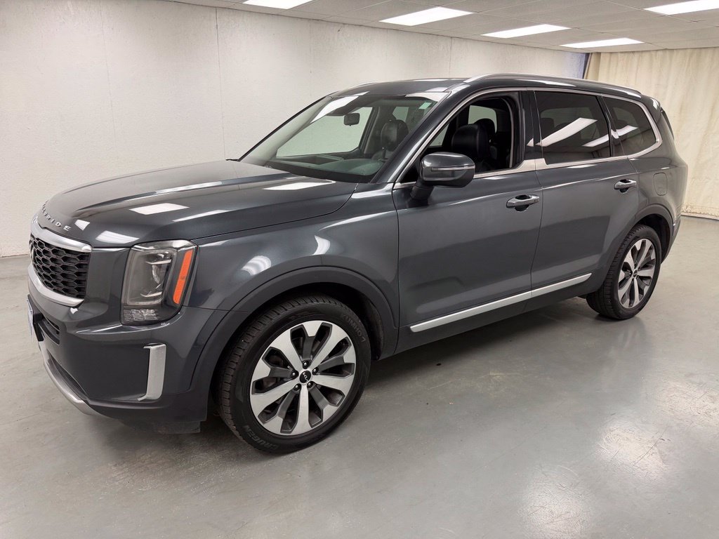 Used 2022 Kia Telluride S FWD image 1