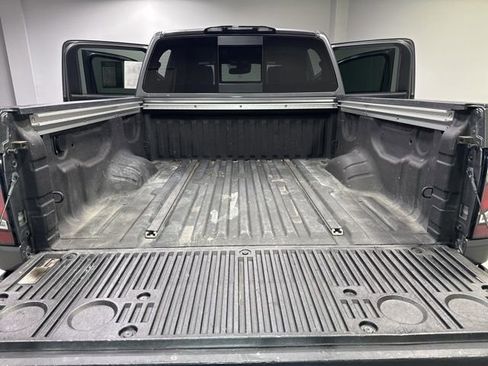 Used 2021 Nissan Titan PRO-4X w/ Pro-4x Convenience Package image 28