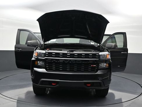 Used 2021 Chevrolet Silverado 1500 Custom Trail Boss w/ Midnight Edition image 36
