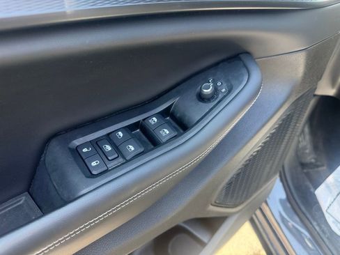 Used 2023 Jeep Grand Cherokee L Laredo AWD/4WD image 8