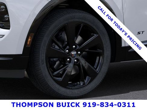 New 2025 Buick Envision Sport Touring image 9