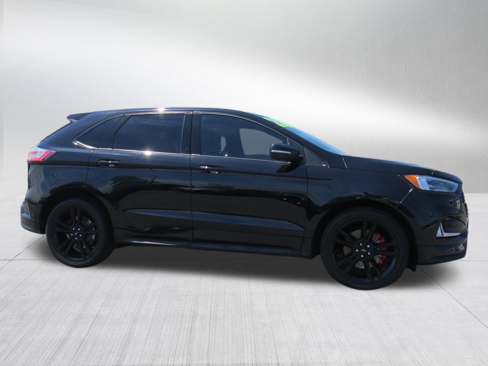 Used 2020 Ford Edge ST w/ Equipment Group 401A AWD/4WD image 2