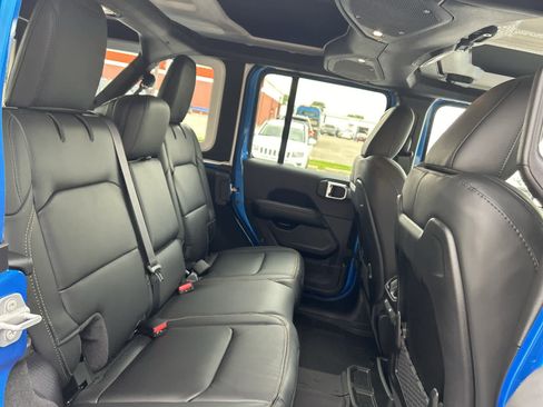 New 2024 Jeep Wrangler Unlimited Rubicon 392 image 31