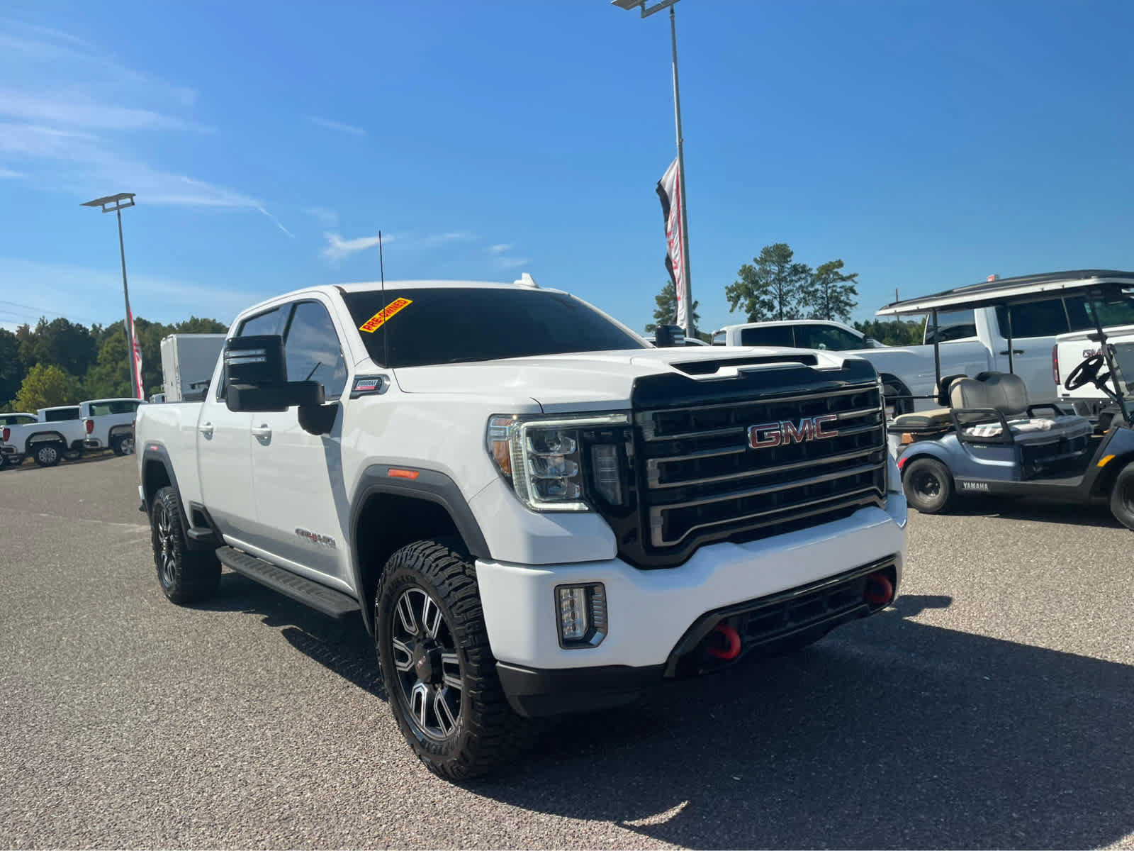 Used 2021 GMC Sierra 2500 AT4 w/ Gooseneck/5TH Wheel Package AWD/4WD image 3
