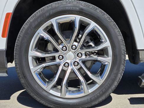 Used 2022 Jeep Grand Wagoneer Series II w/ Premium Group II image 19