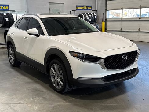 Certified 2023 MAZDA CX-30 AWD 2.5 S w/ Premium Package image 3