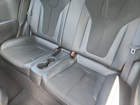 Used 2019 Hyundai Veloster 2.0 Premium image 30