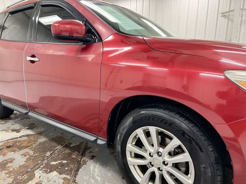 Used 2016 Nissan Pathfinder S image 30