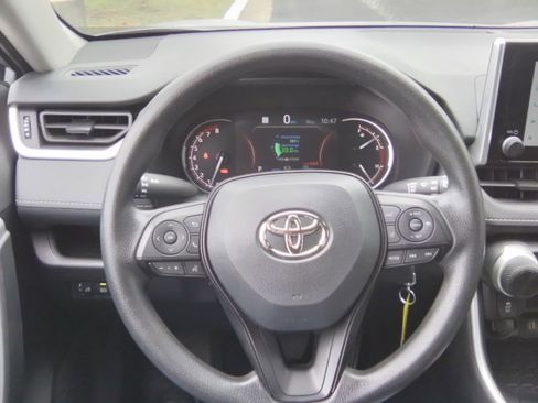 Certified 2025 Toyota RAV4 LE image 8