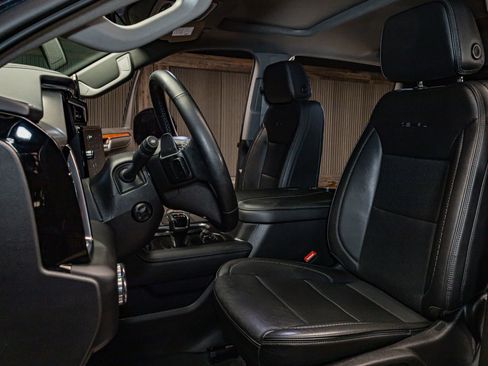 Used 2023 GMC Sierra 1500 Denali w/ Denali Reserve Package image 19