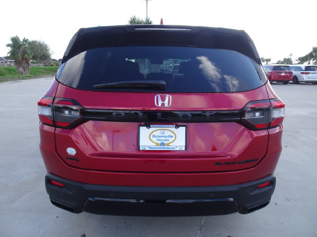 New 2026 Honda Pilot Black Edition image 5