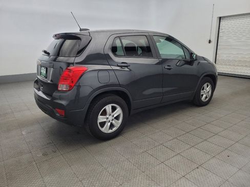 Used 2019 Chevrolet Trax LS w/ Tint and Cruise Package image 10