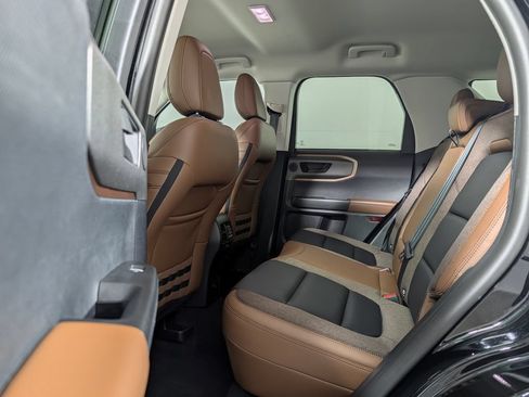 Certified 2025 Ford Bronco Sport Outer Banks w/ Outer Banks Tech Package+ AWD/4WD image 12