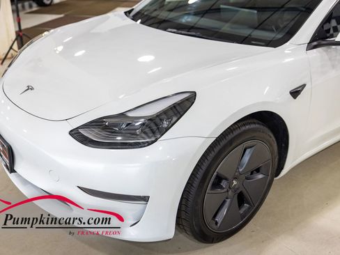 Used 2023 Tesla Model 3 Standard Range image 9