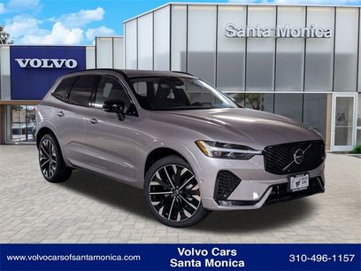 New 2026 Volvo XC60 B5 Ultra w/ Climate Package PRO