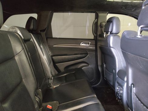 Used 2018 Jeep Grand Cherokee Limited AWD/4WD image 19
